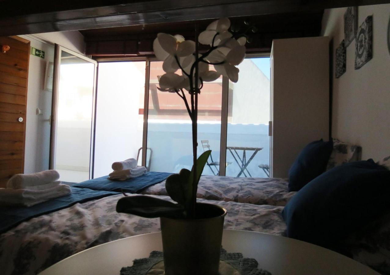 Hostal White House