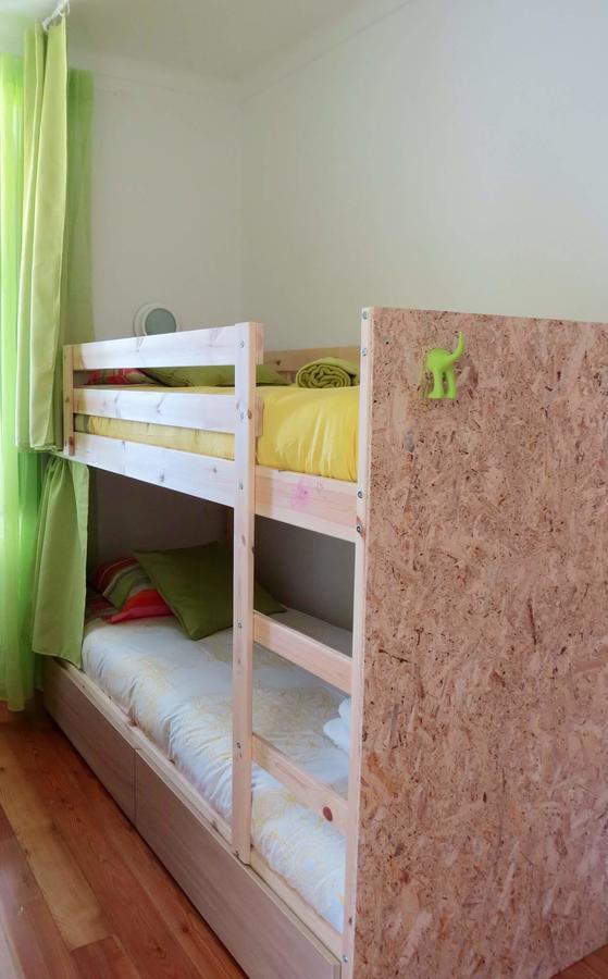 White House Hostal