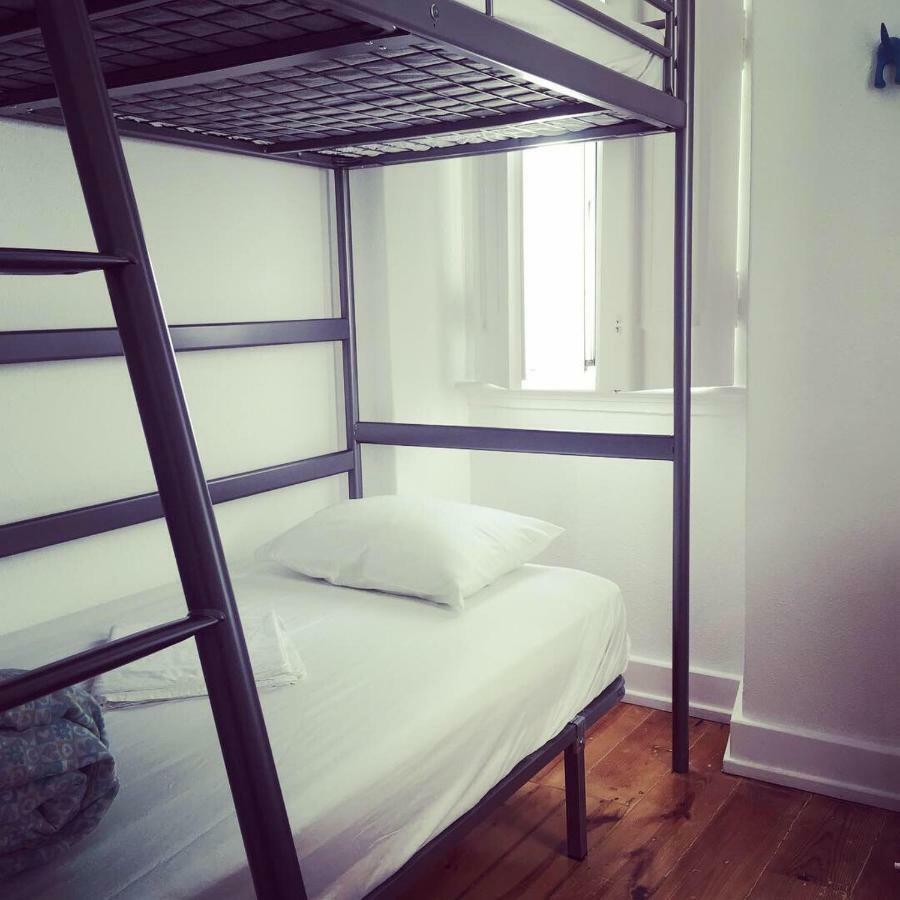White House Hostel